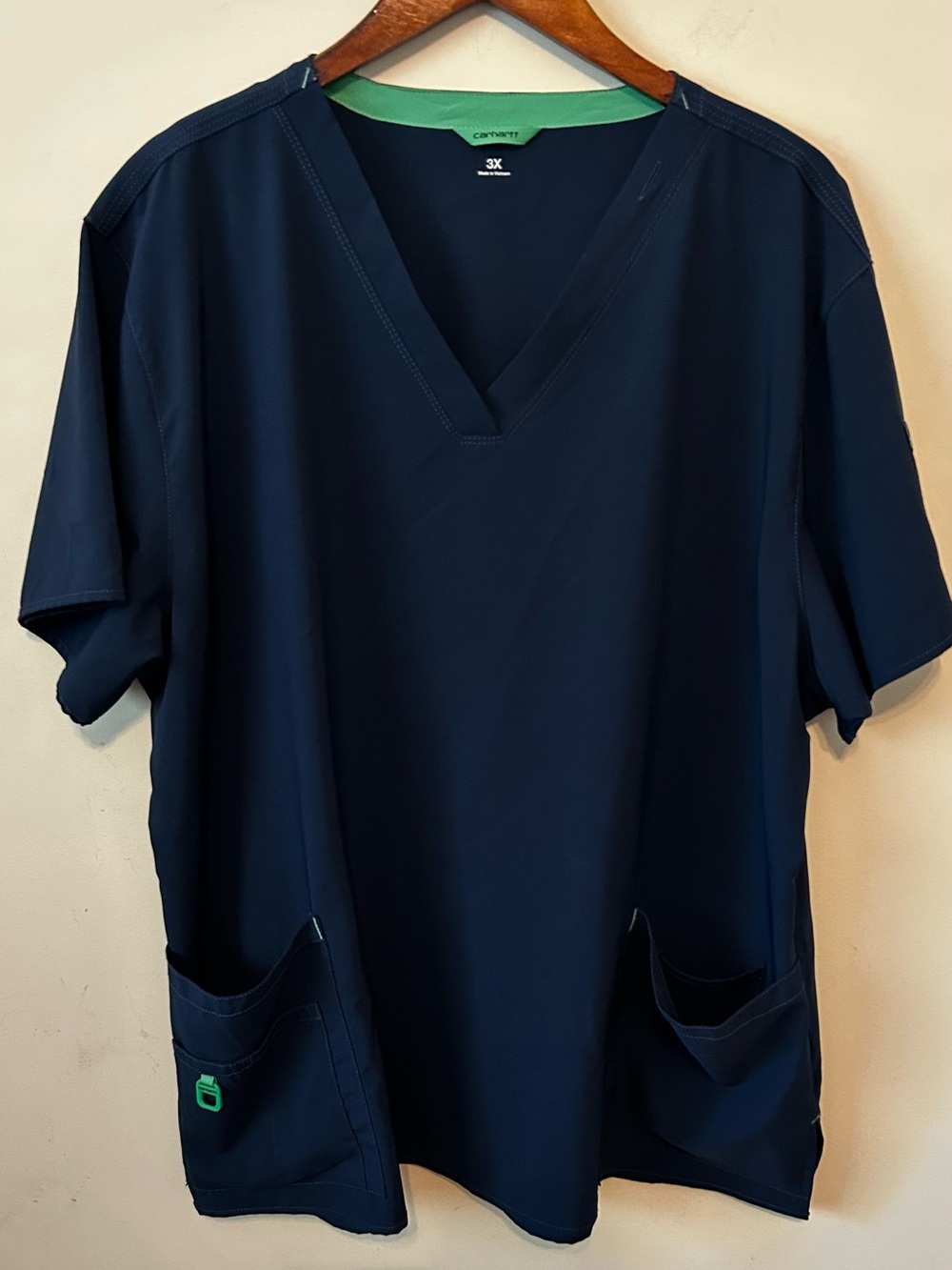 Carhartt Women’s Force Cross Flex Y Neck Scrub Top 3X Navy